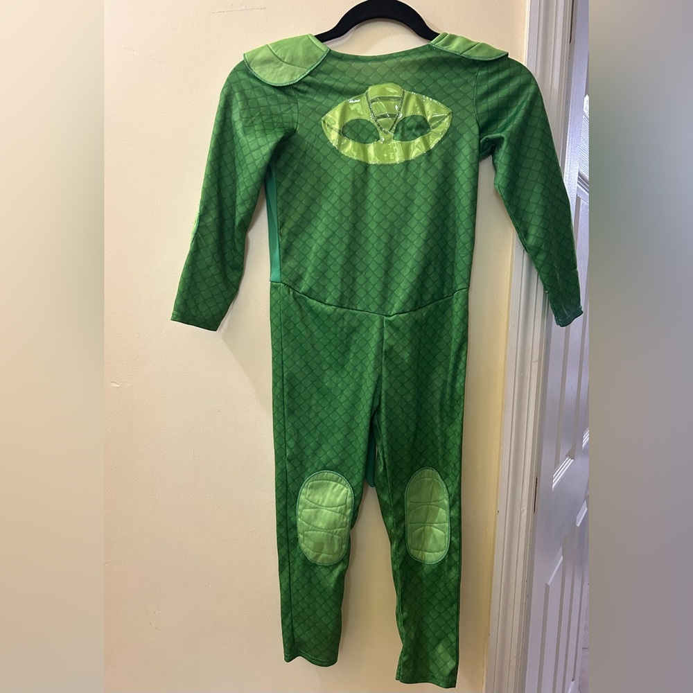 PJS Mask Gecko Costume . Size small